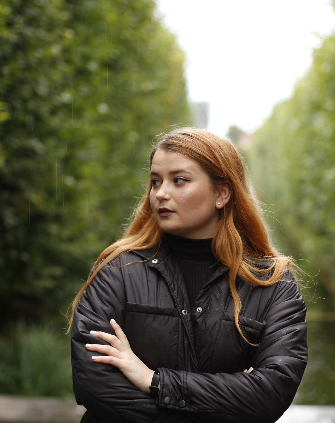 The Art of Highlighting: Illuminating Your Features for a Radiant Glow 