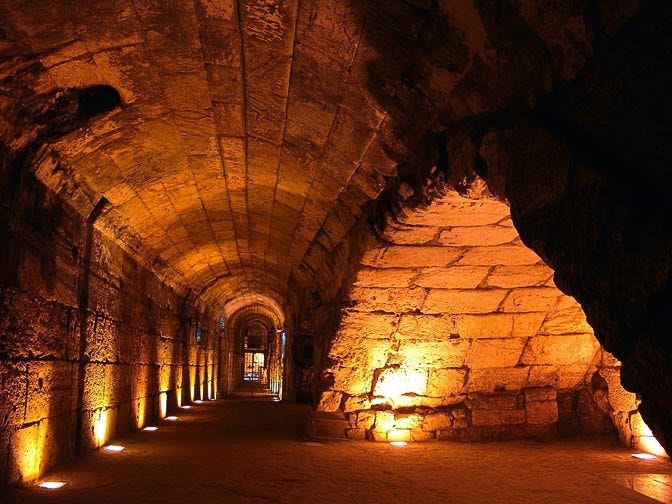 Why I Shower In The Dark. And Why You should Too. by Farris Aziz Medium