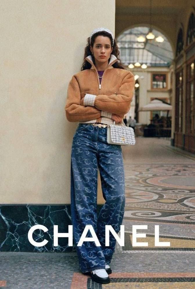 Current fashion obsession: Chanel jeans - SELESTA - Medium