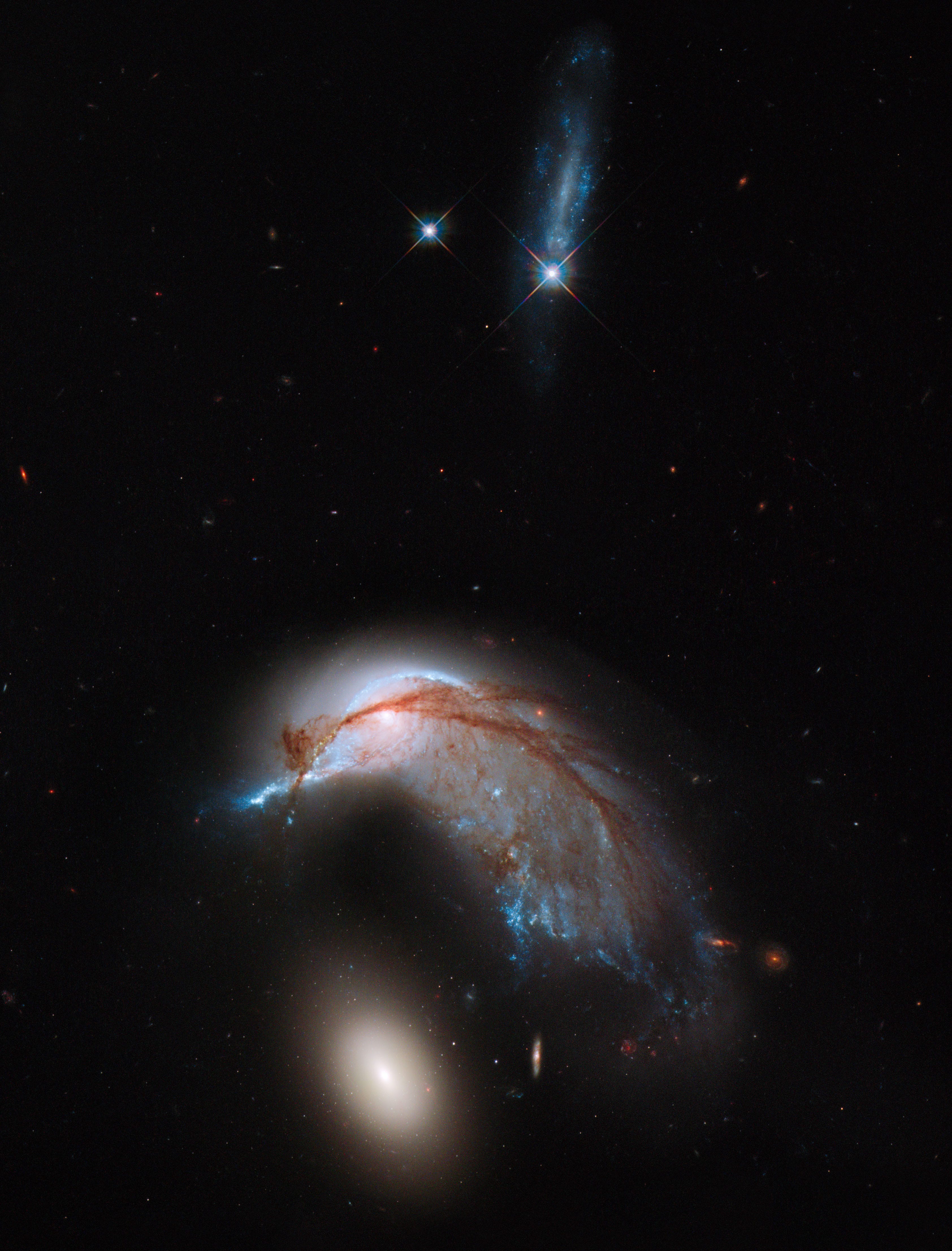 Quando una galassia a spirale incontra una galassia ellittica… | by Michele  Diodati | Through the optic glass | Medium