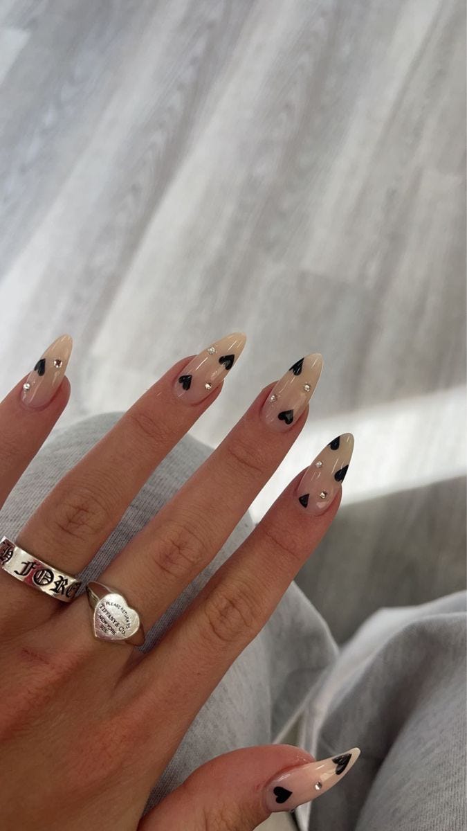 trending almond nails