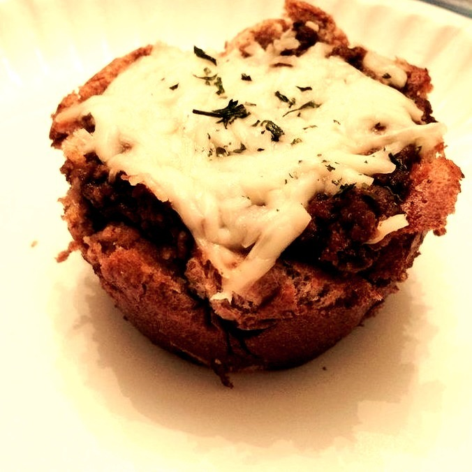 Hamburger Muffins — Main Dishes