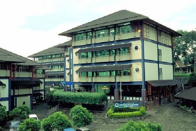 Kejamnya Pihak Kampus Terhadap Mahasiswa Ditengah Pandemi Covid-19