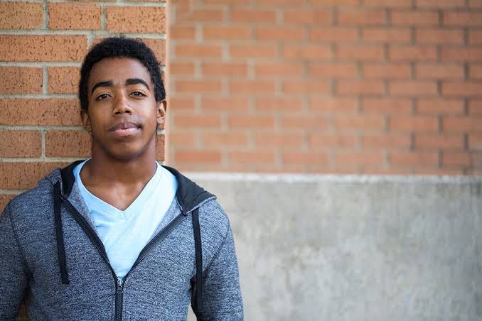 Why do some teenagers close themselves ?
