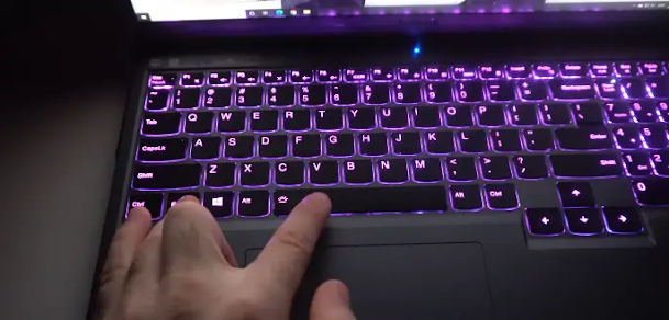 How to change the keyboard light color Lenovo laptop