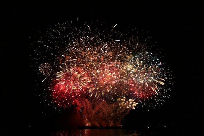 De-growth with Only Positive Effects