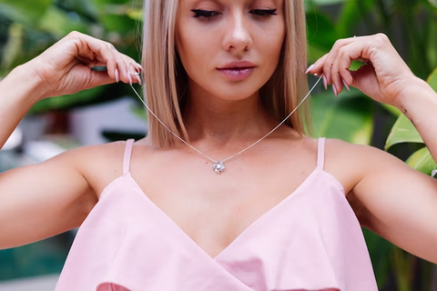 How to Choose Necklaces to Work with Your Neckline