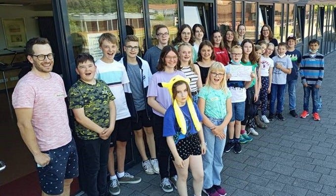 Schülerinnen und Schüler aus Waldeck-Frankenberg nehmen Radwege unter die Lupe