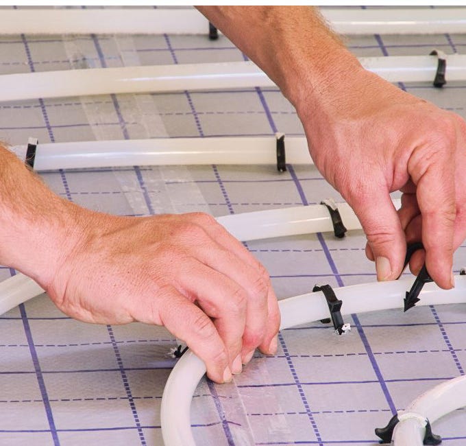 Монтаж тёплого пола. Идея отопления помещений с подогревом… | by ...