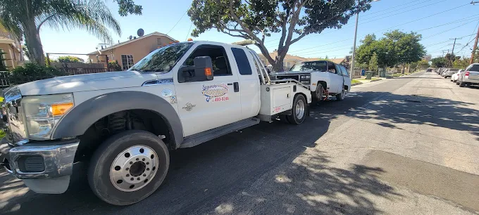 Tow Truck in Los Angeles, CA