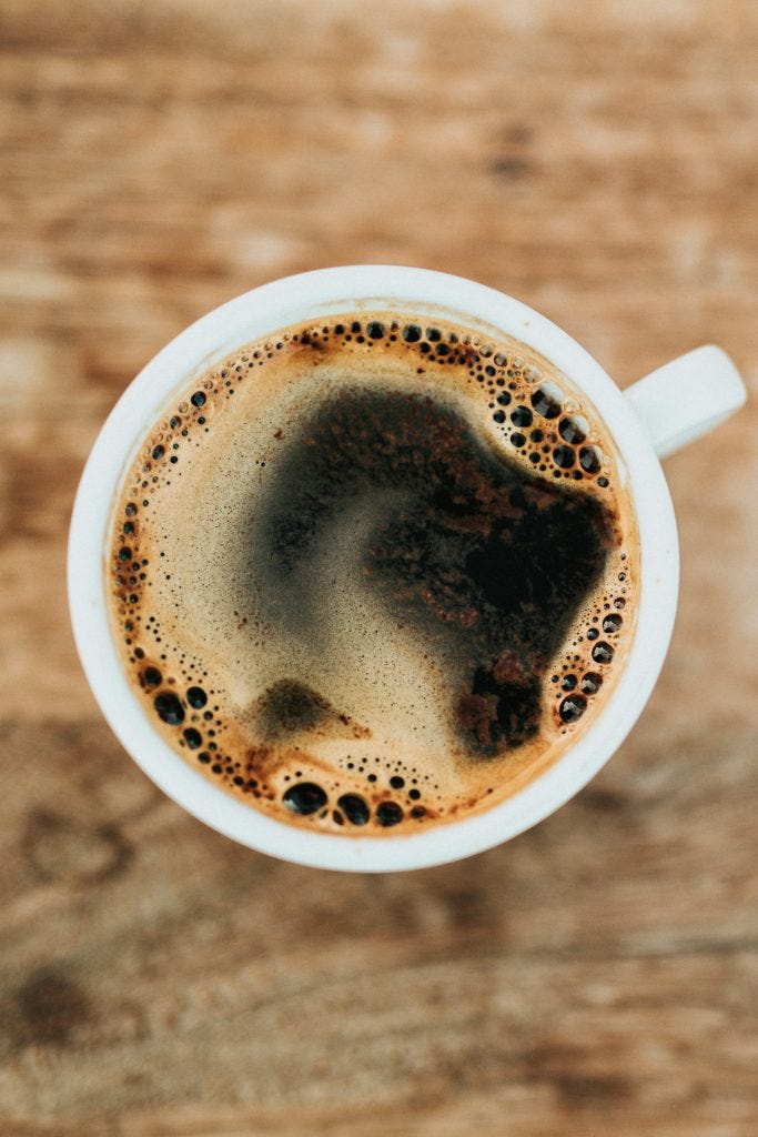 Facteurs influents sur la conservation du café pendant la nuit