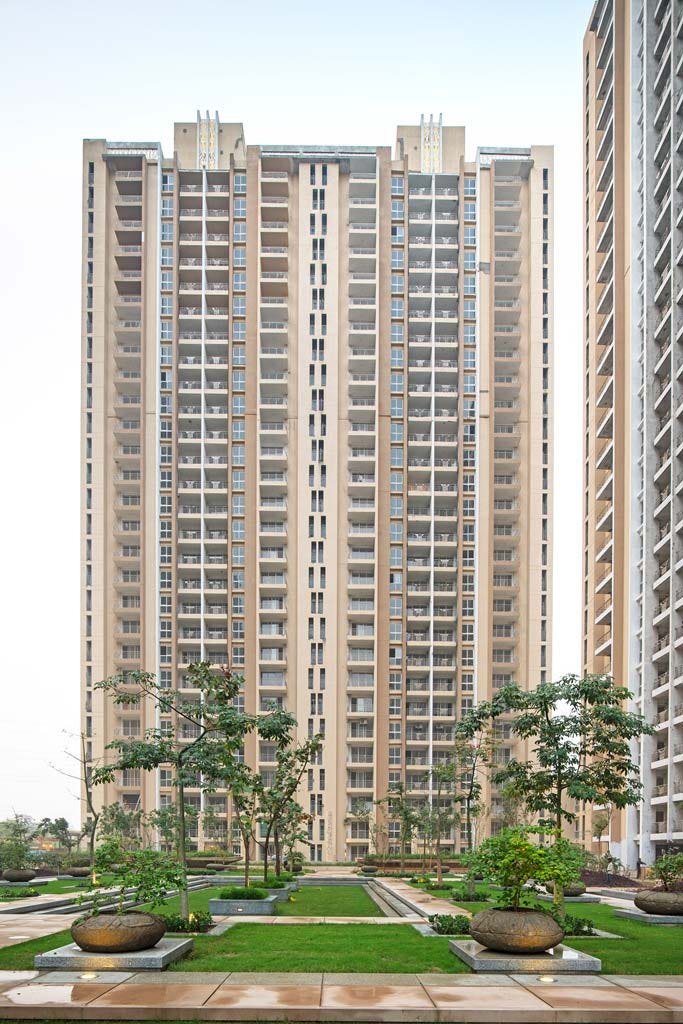 Living Above Expectations: The Rise of the Best Apartments in Noida