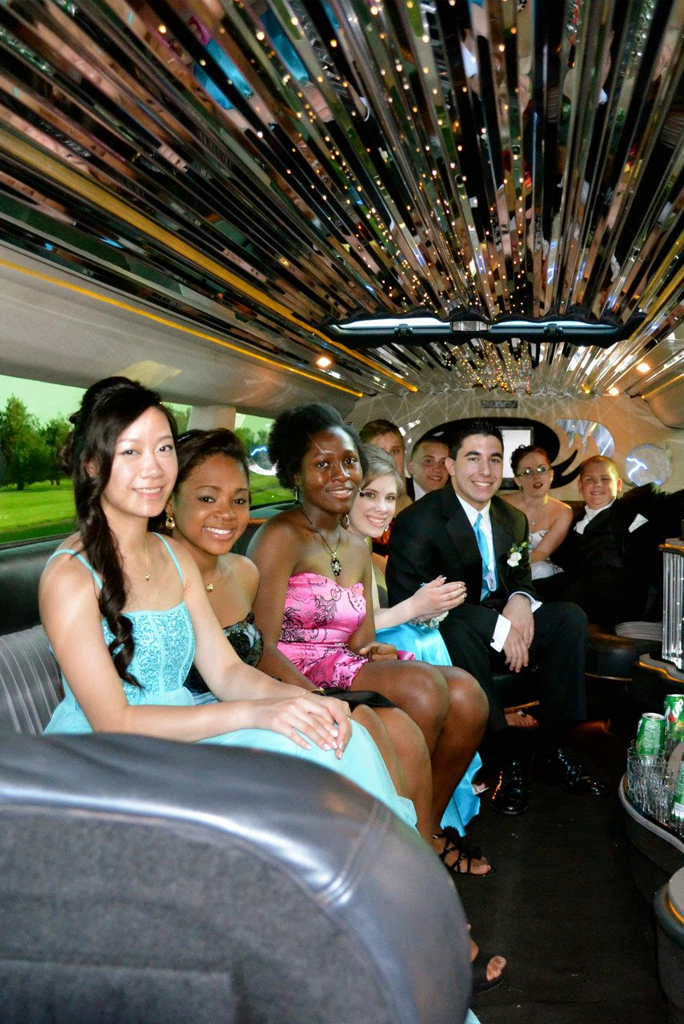 How Much Is It To Rent A Limo For Prom by Cubo SEO Medium