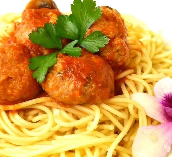 Jenn’s Out Of This World Spaghetti and Meatballs — Pasta