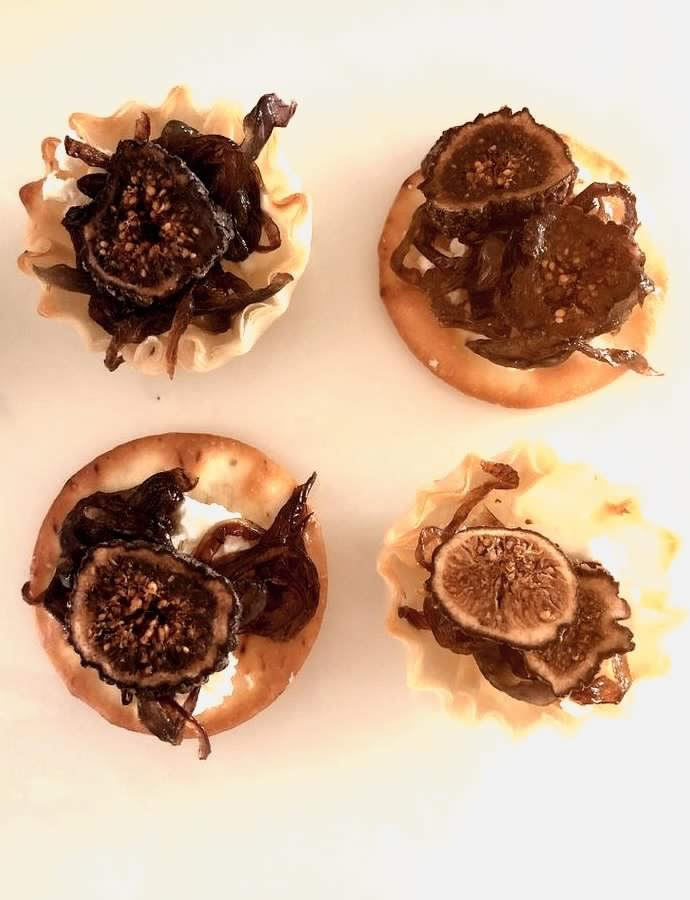 Figs with Caramelized Onions and Goat Cheese — Appetizers and Snacks