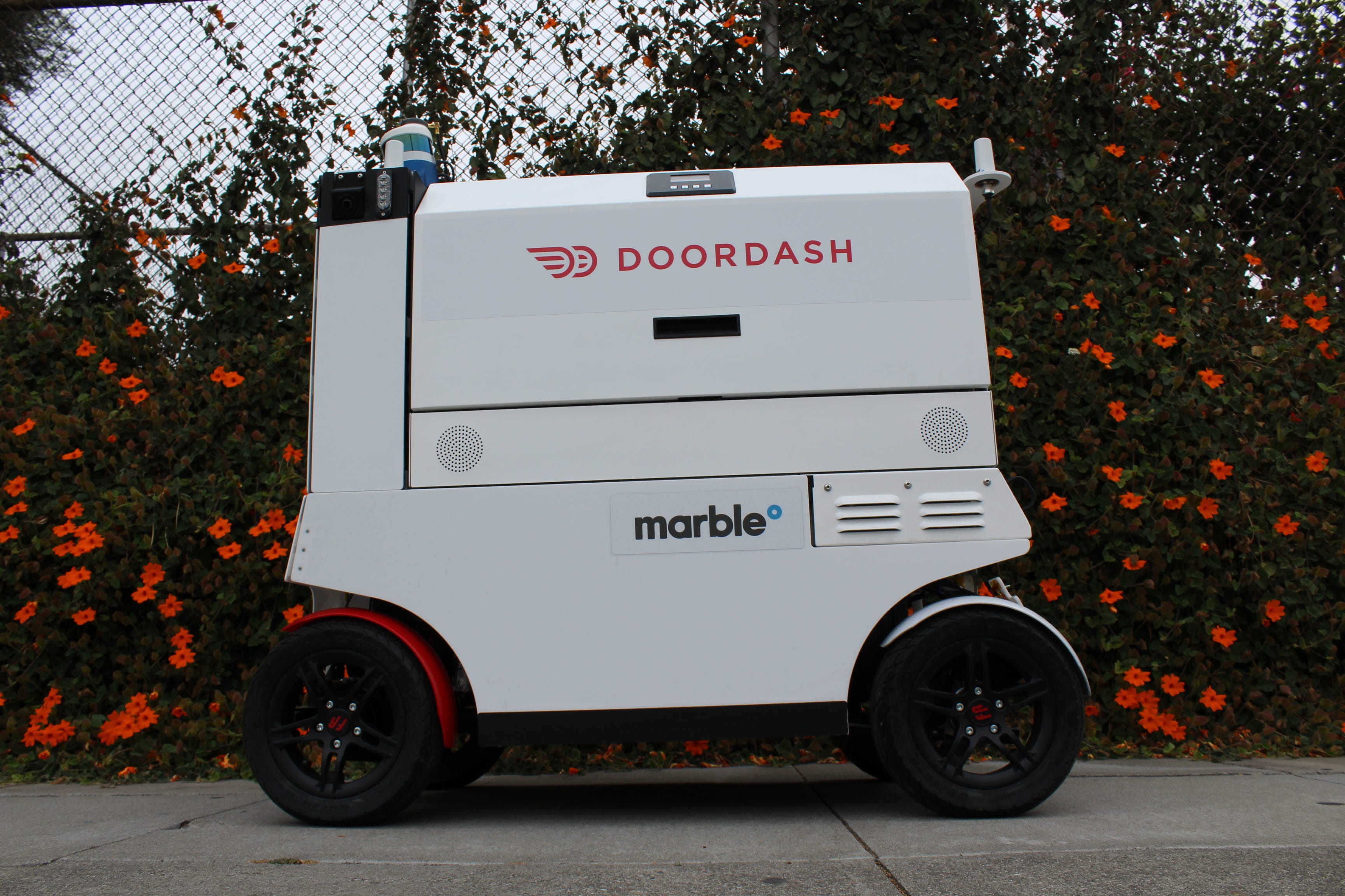 lag At regere succes Welcoming our Newest Robots to the DoorDash Fleet with Marble | by DoorDash  | Medium