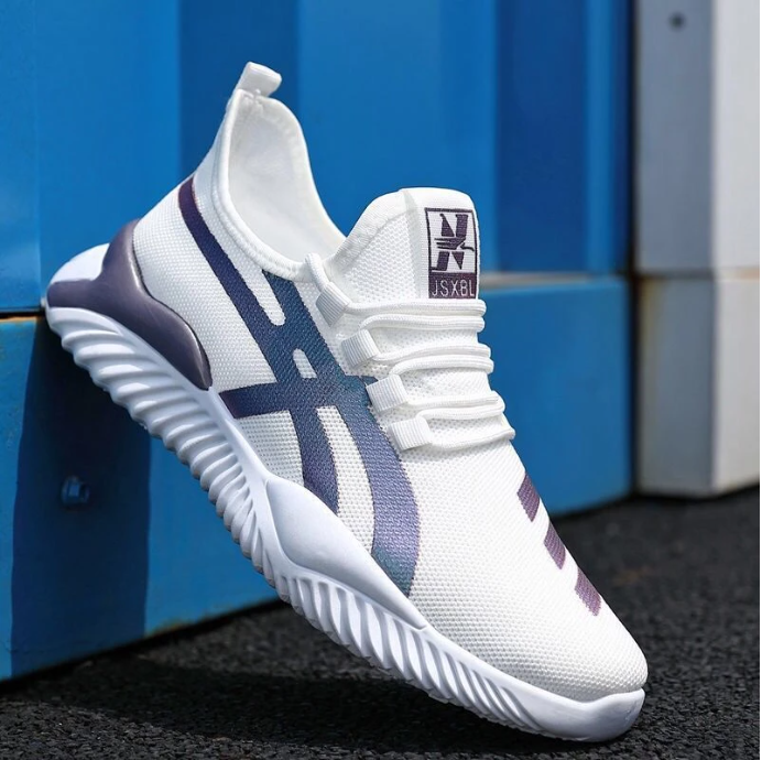 Lightweight Comfortable Men Sneakers SNEAKR Medium