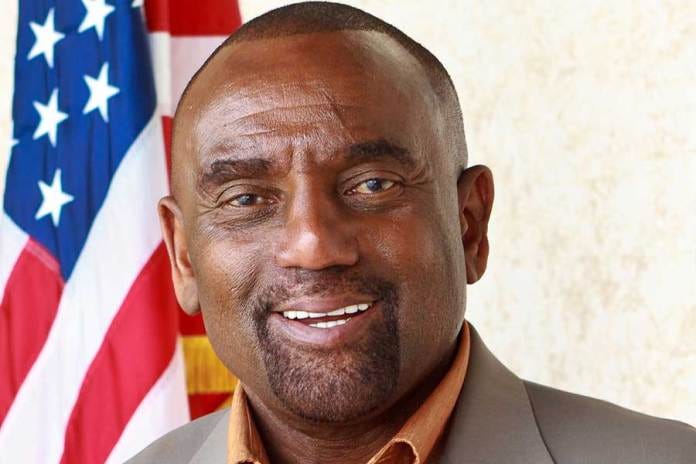 Jesse Lee Peterson Revealed to be Gay | The Antagonist Magazine