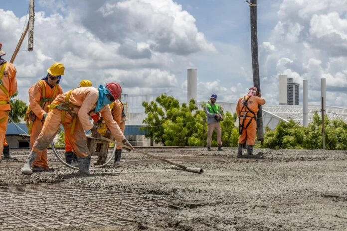 PETROLINA (PE) SEGUE ENTRE AS CIDADES QUE MAIS GERAM EMPREGO NO NORDESTE E A 2ª MAIOR EM PERNAMBUCO.