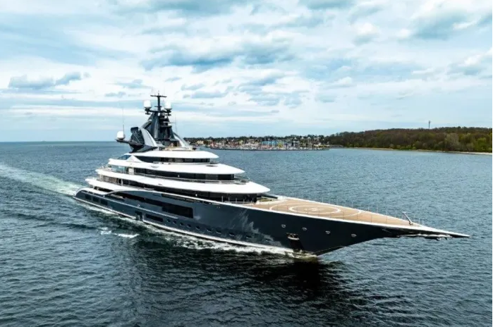 Who Owns Luxury Yacht Kismet?
