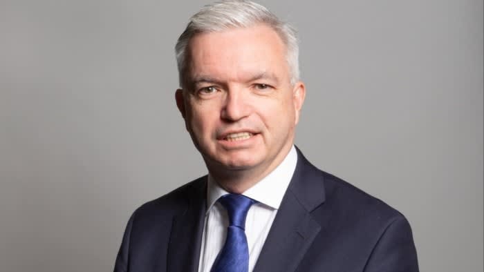 Der Tory-Abgeordnete Mark Menzies wird bei den britischen Parlamentswahlen zurücktreten und…