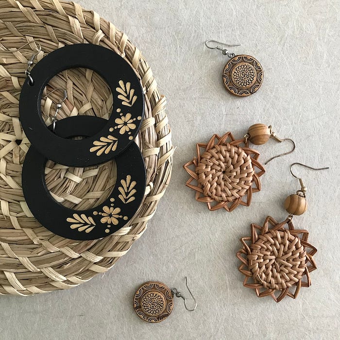 earrings