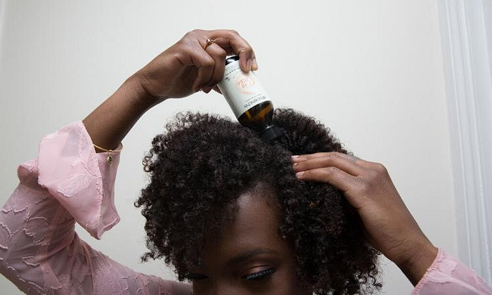 Oiling hair waves