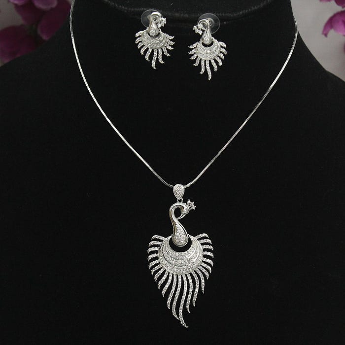 buy online diamond pendant