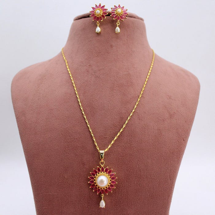 floral diamond pendant