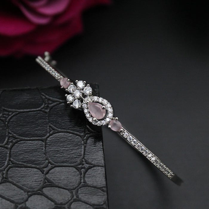 sleek bracelet