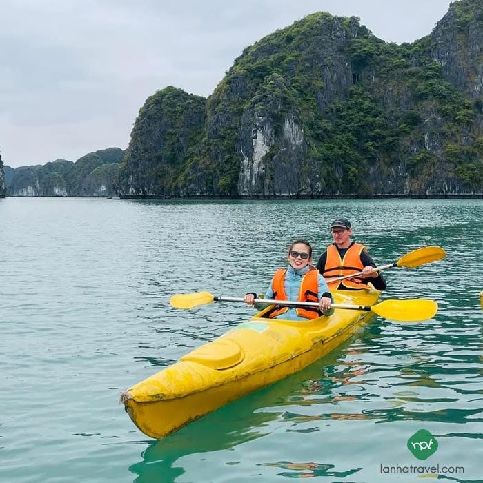 Best Guide to go kayaking in Lan Ha Bay 100 satisfied by Lan Ha