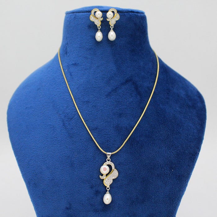 freshwater pearls