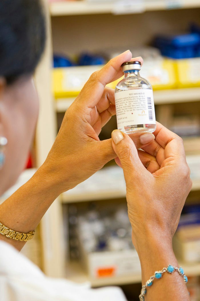 Mastering the Art of Resume and LinkedIn Headlines: A Pharmacy Professional’s Guide