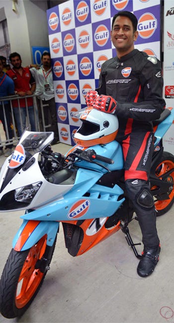 Ms dhoni harley davidson bike price best sale