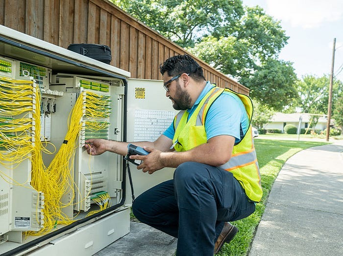 Internet Providers in Chicago il | Phone Number | Near Me