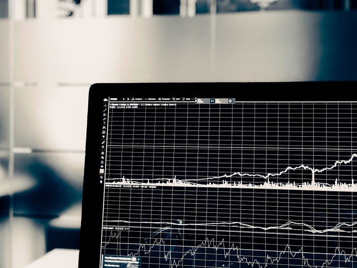 Top 10 Career Tracks for Data Engineers
