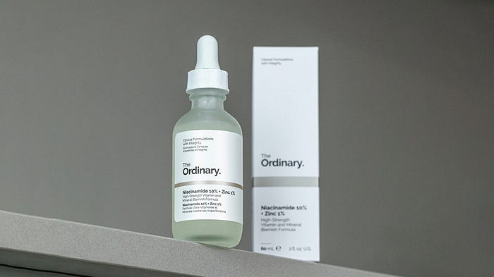 10 Rekomendasi Skincare untuk Anda yang Memiliki Kulit Berjerawat, Bisa Memuluskan Kulit Anda dan Bisa Membuat Kulit Anda Bercahaya!
