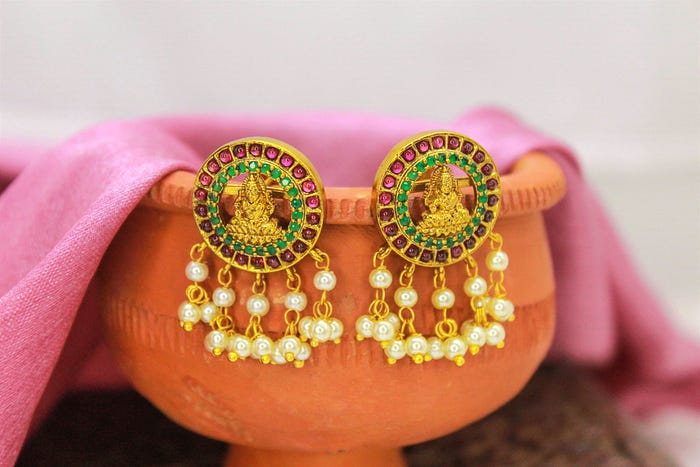temple jewellery by nikhita