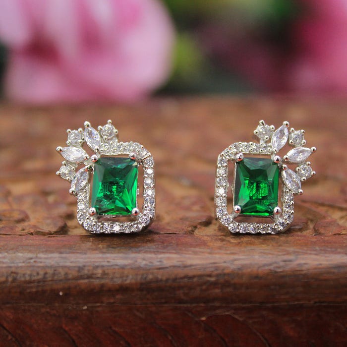 diamond stud