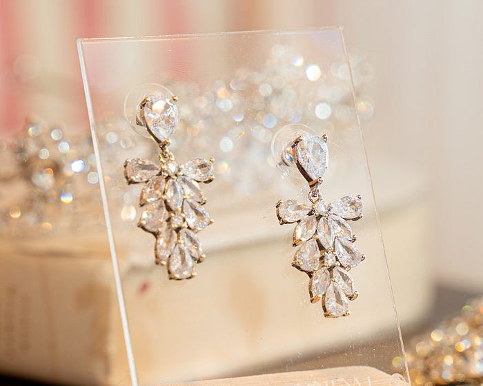 drop earrings