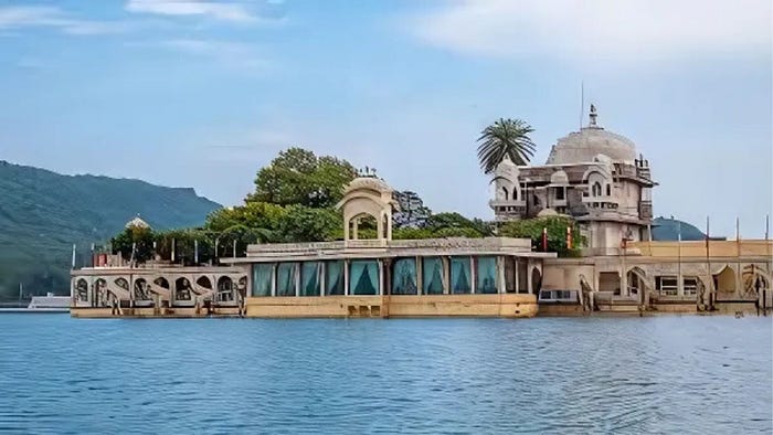Jag Mandir — A Historic Marvel