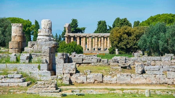 Archaeological ruins in Italy, reflecting the grandeur of ancient civilization and cultural heritage.
