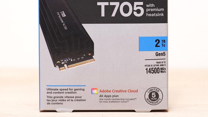 這就是 T0 級別的 SSD！Crucial T705 2T