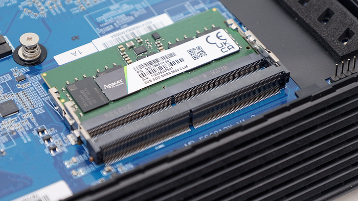 ASUSTOR FS68 系列依舊一支獨秀，12 支 M.2、雙 USB4、雙 10GbE、PCIe Gen4