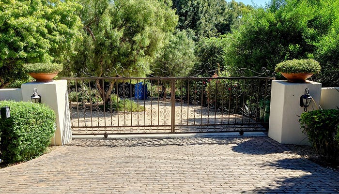 It's Time for You to Install a Wrought Iron Gate for Better Safety