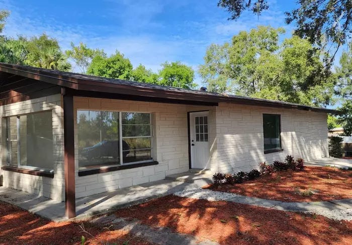 Navigating the Florida Real Estate Market: A Comprehensive Guide  by 