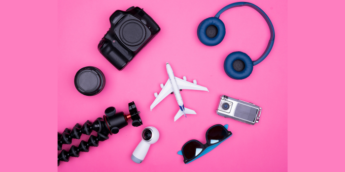 Top 10 Must Have Travel Gadgets & Accessories 