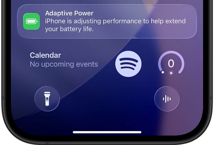 Adaptive Power Notification in iOS 26