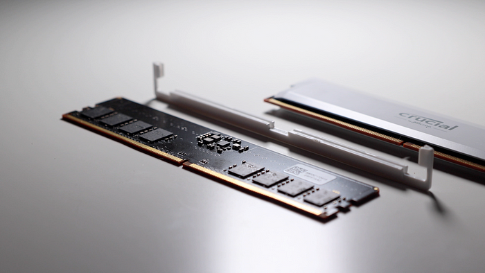 用時序換時脈 Crucial DDR5 Pro 6400 OC Gaming Memory 價格有俗！搭配 Core Ultra 9 285K，四條插滿 DDR5 6800