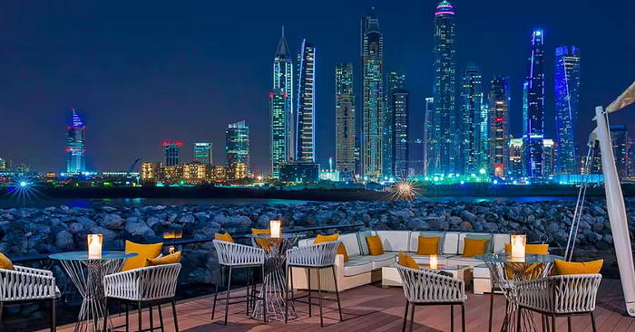 101 Dining Lounge and Bar